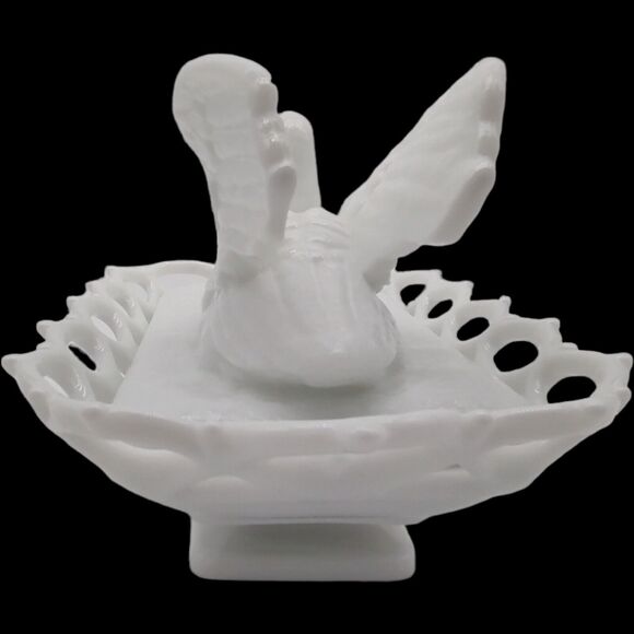 Westmoreland White Milk Glass Raised Wing Swan on Lacy Base Vintage Serving Dish - Picture 8 of 15